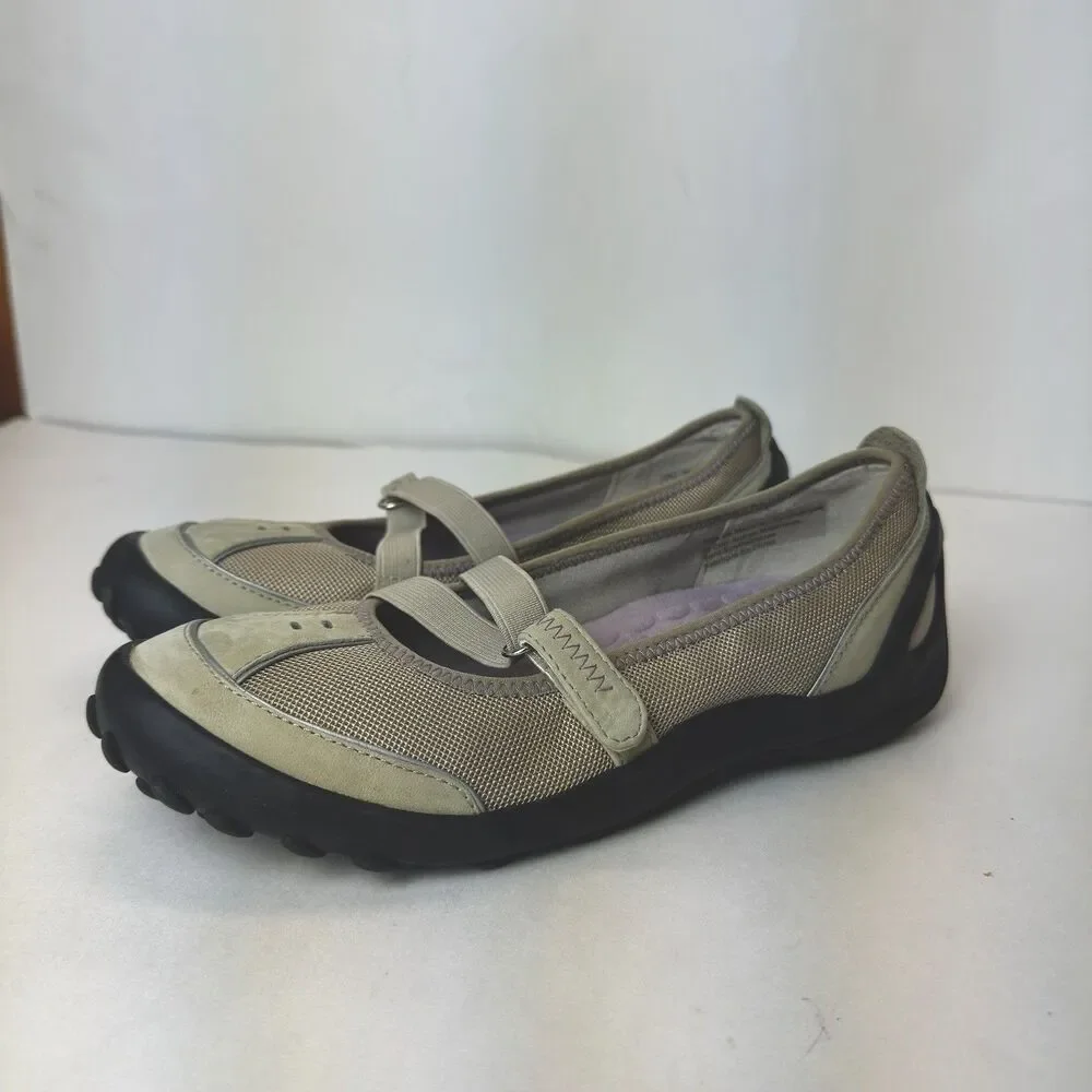 Clarks Privo Mary Jane Beige with  Rubber Sole Comfort Walking Shoe Sz: 7M - Picture 2 of 13